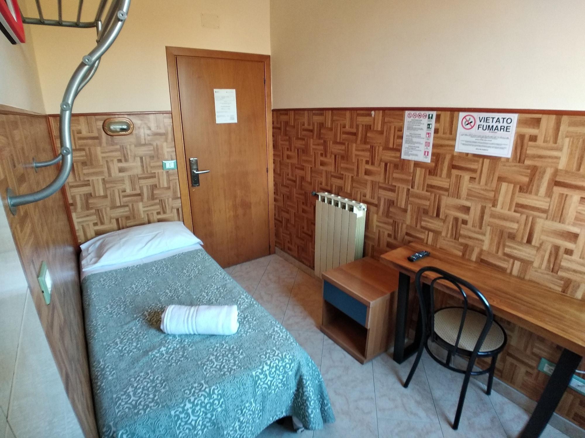 Cressy Hotel Roma Exterior foto