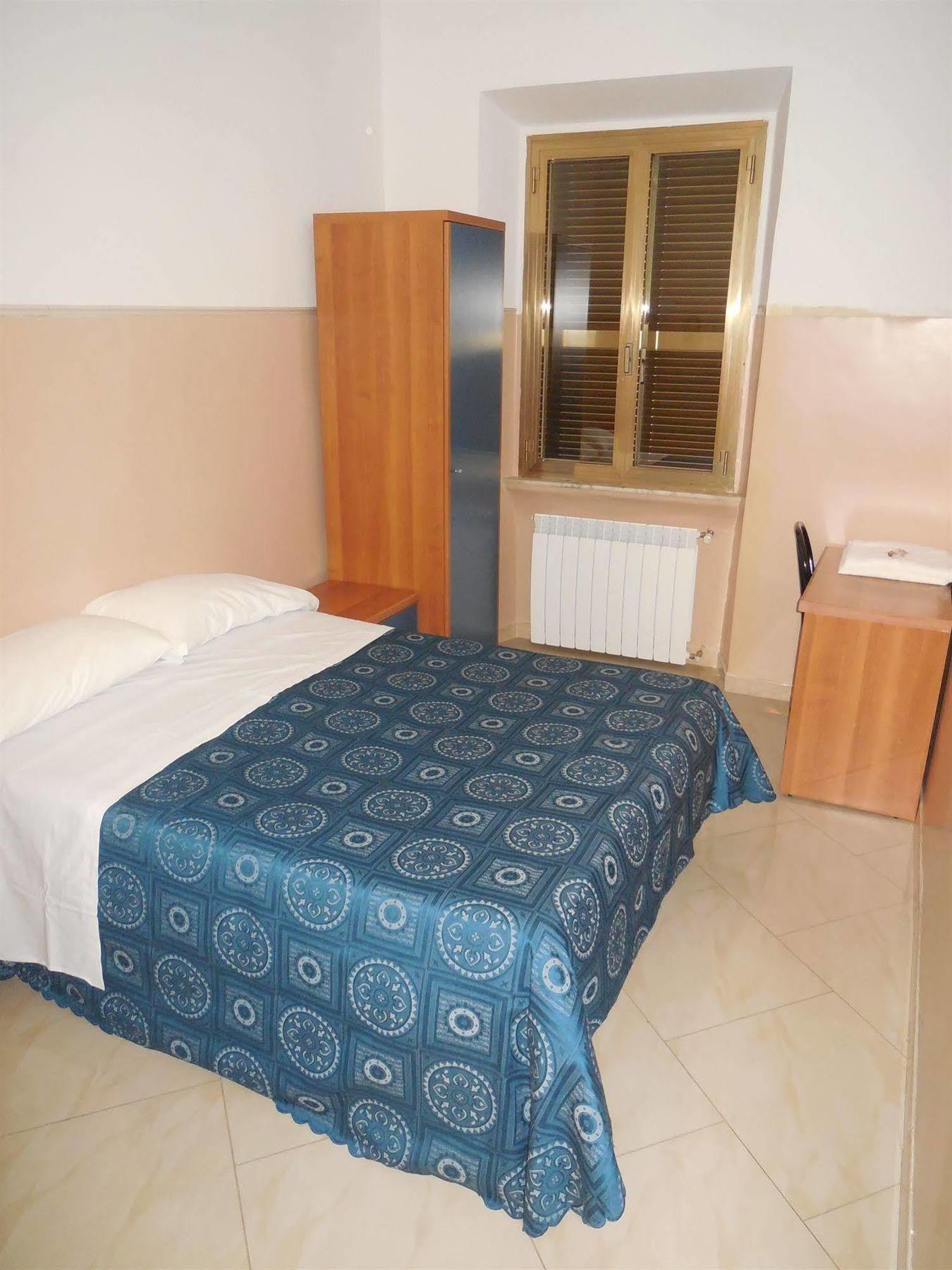 Cressy Hotel Roma Exterior foto